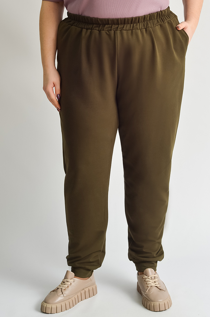 Брюки спортивні з боковими кишенями і манжетами великих розмірів