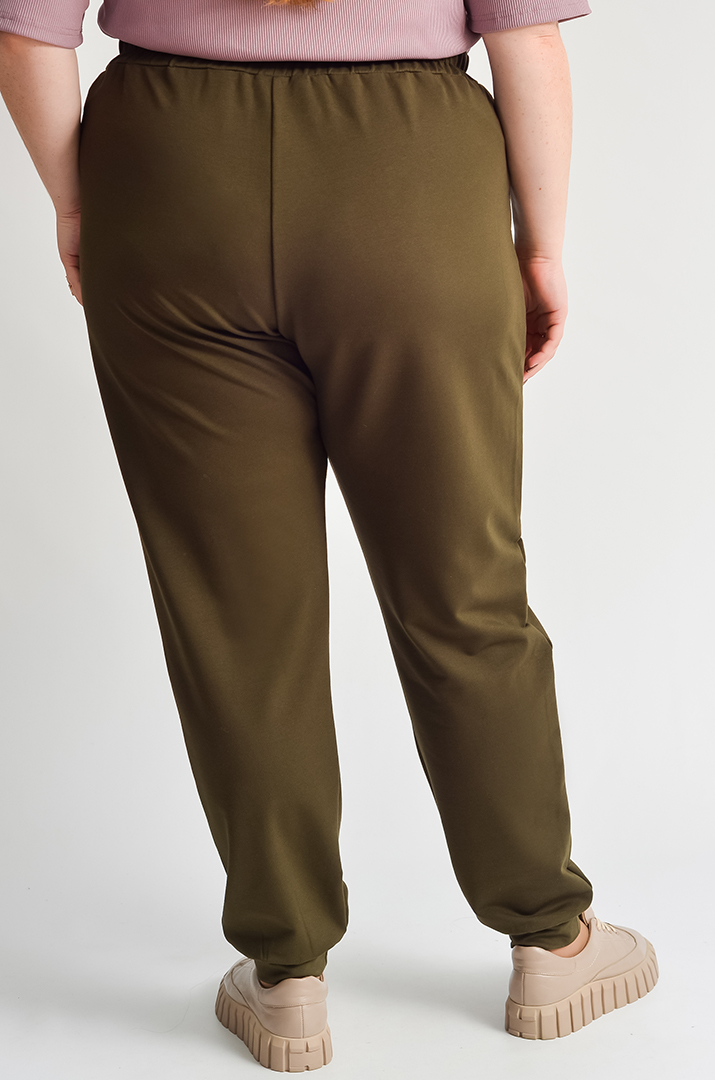 Брюки спортивні з боковими кишенями і манжетами великих розмірів