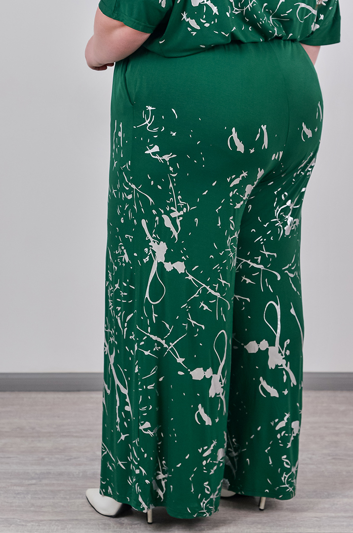 Брюки палаццо зі сріблястим абстрактним принтом великих розмірів