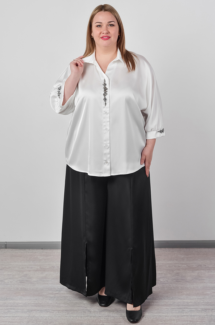 Атласні брюки палаццо з декоративними розрізами великих розмірів