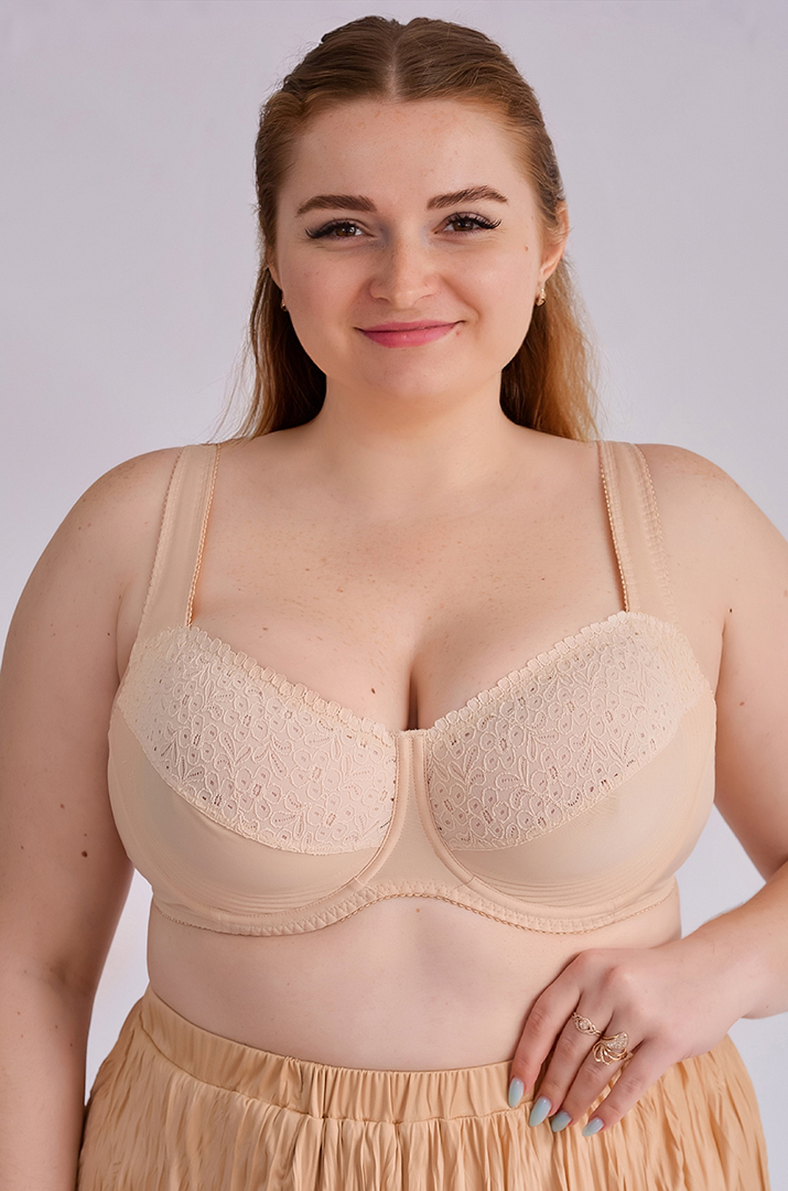 М'який бюстгальтер з широкими бретелями великих розмірів