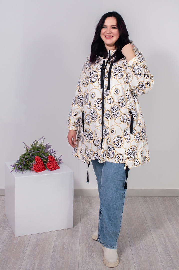 Вітрівка трапеція в принт великих розмірів
