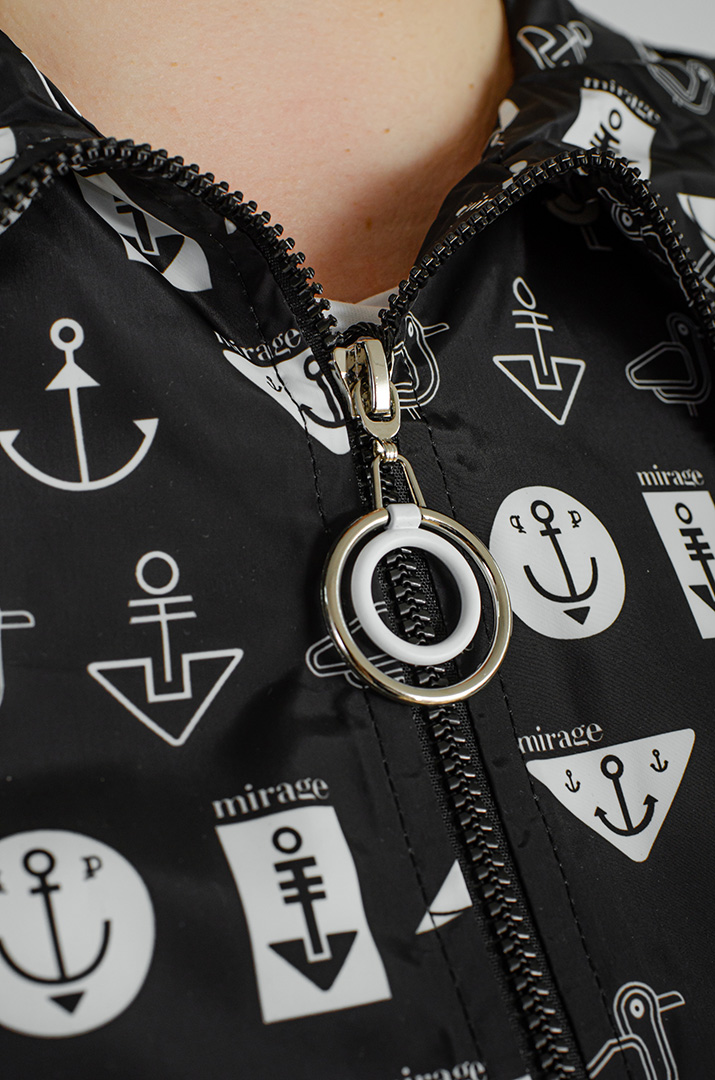 Вітрівка трапеція в принт великих розмірів