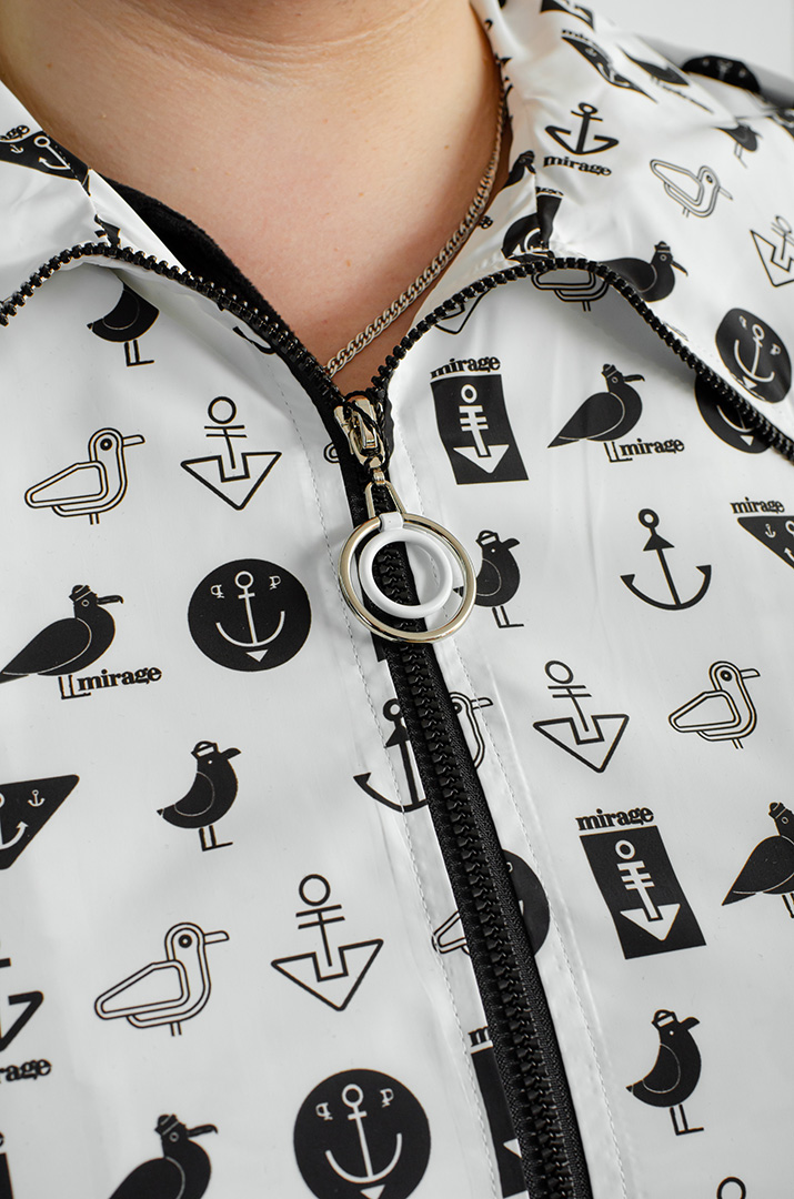 Вітрівка трапеція в принт великих розмірів