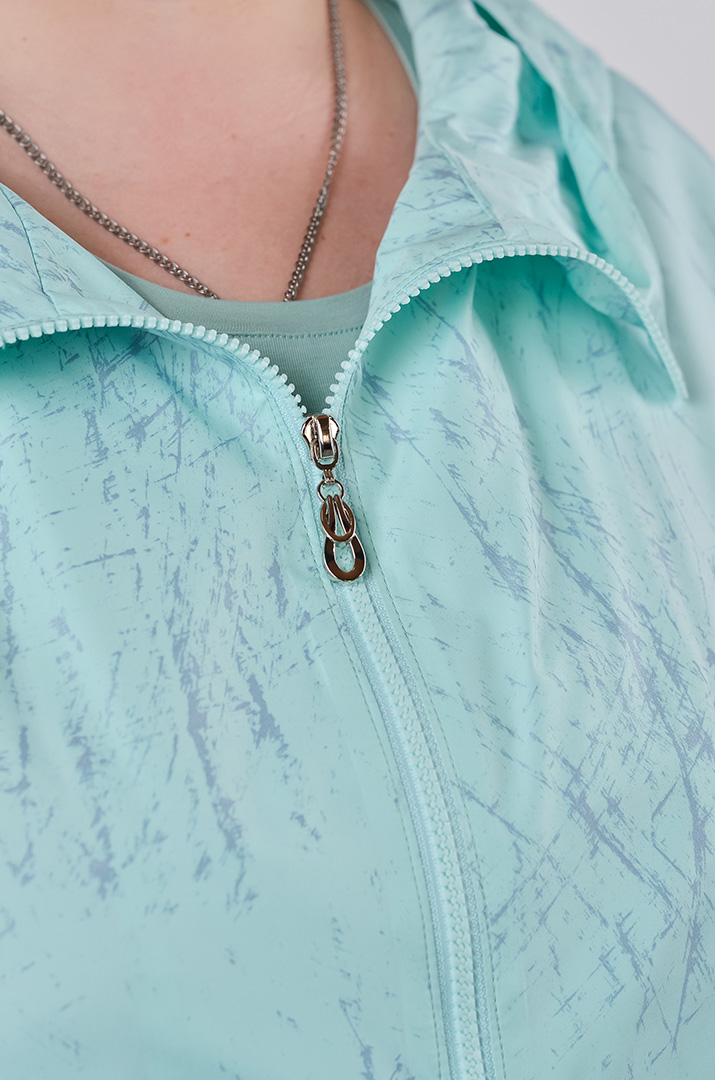 Вітрівка з плащівки та з регульованим низом великих розмірів