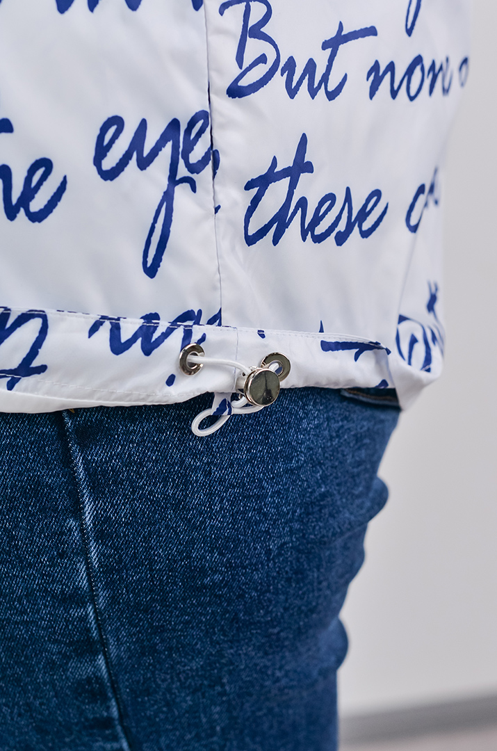 Вітрівка з плащівки та з регульованим низом великих розмірів