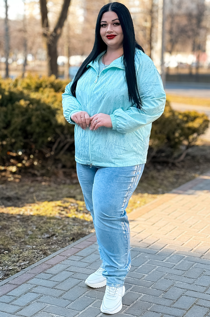 Вітрівка з плащівки та з регульованим низом великих розмірів