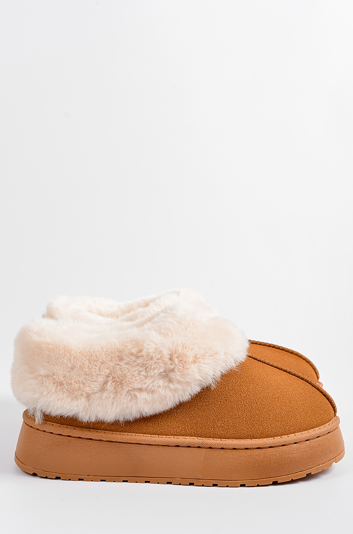 Зимові уггі у рудому відтінку з об’ємним екохутром великих розмірів