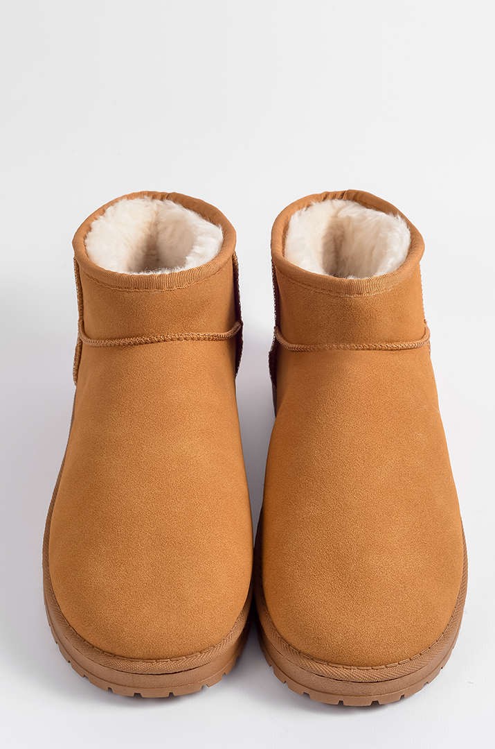 Класичні зимові уггі з екозамші великих розмірів