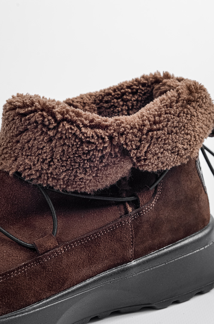 Зимові уггі із замші в шоколадному відтінку з еластичним шнурком великих розмірів