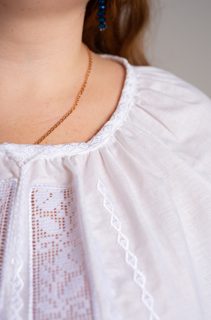 Вышиванка-блуза льняная больших размеров