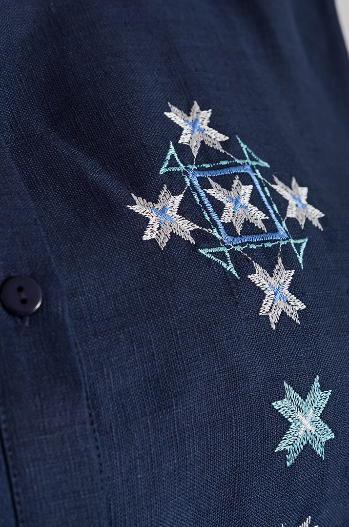 Вышиванка-блуза с пуговицами больших размеров