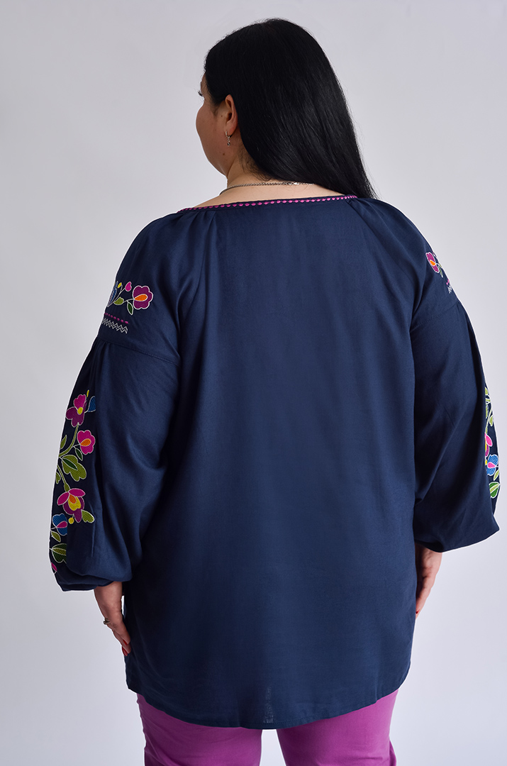 Вишиванка-блуза темно-синя великих розмірів