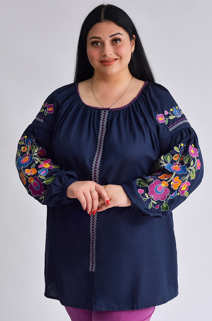 Вишиванка-блуза темно-синя великих розмірів