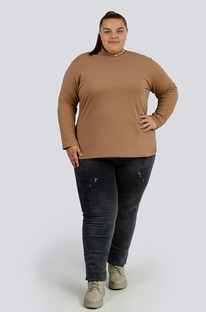 Гольф базовий трикотажний з написом великих розмірів