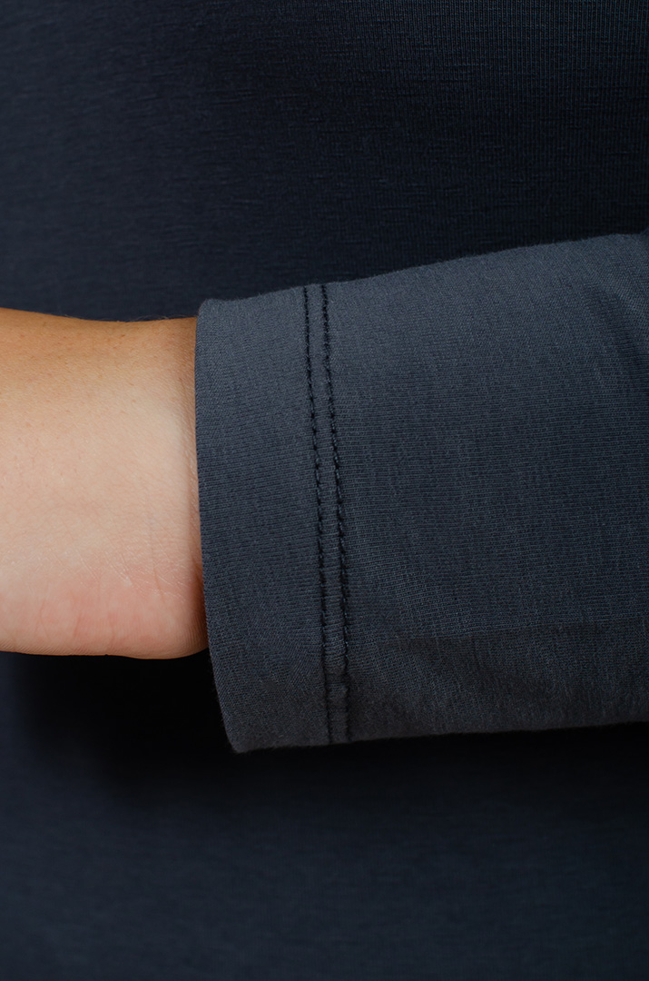 Гольф базовий трикотажний з написом великих розмірів