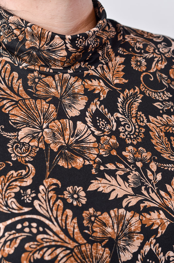 Блуза із довгим рукавом і графічним мотивом великих розмірів