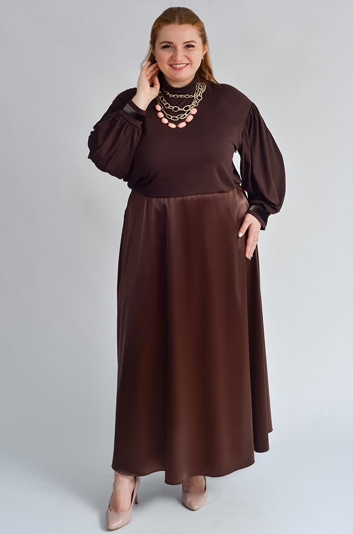 Блуза з довгими рукавами та фактурними деталями великих розмірів