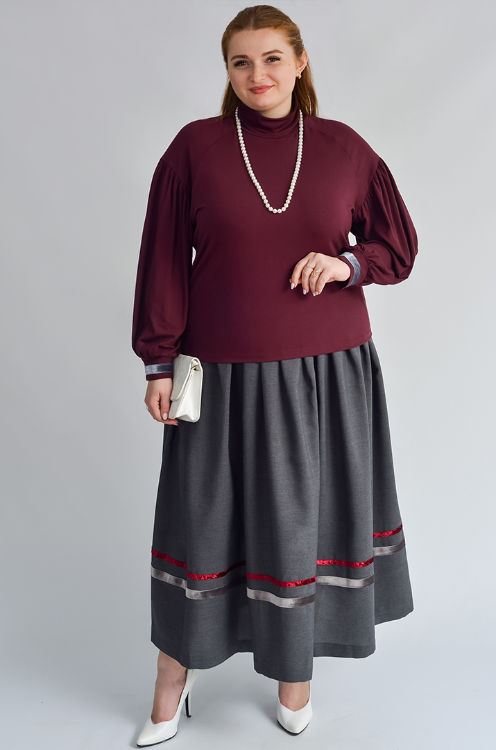 Блуза з довгими рукавами та фактурними деталями великих розмірів