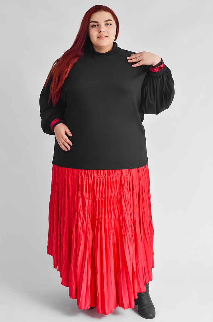 Блуза з довгими рукавами та фактурними деталями великих розмірів