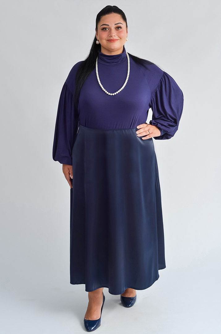 Блуза з довгими рукавами та фактурними деталями великих розмірів