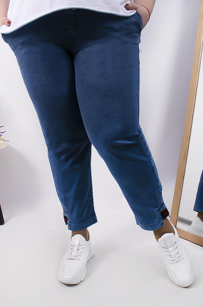 Джинсы бананы на резинке батал