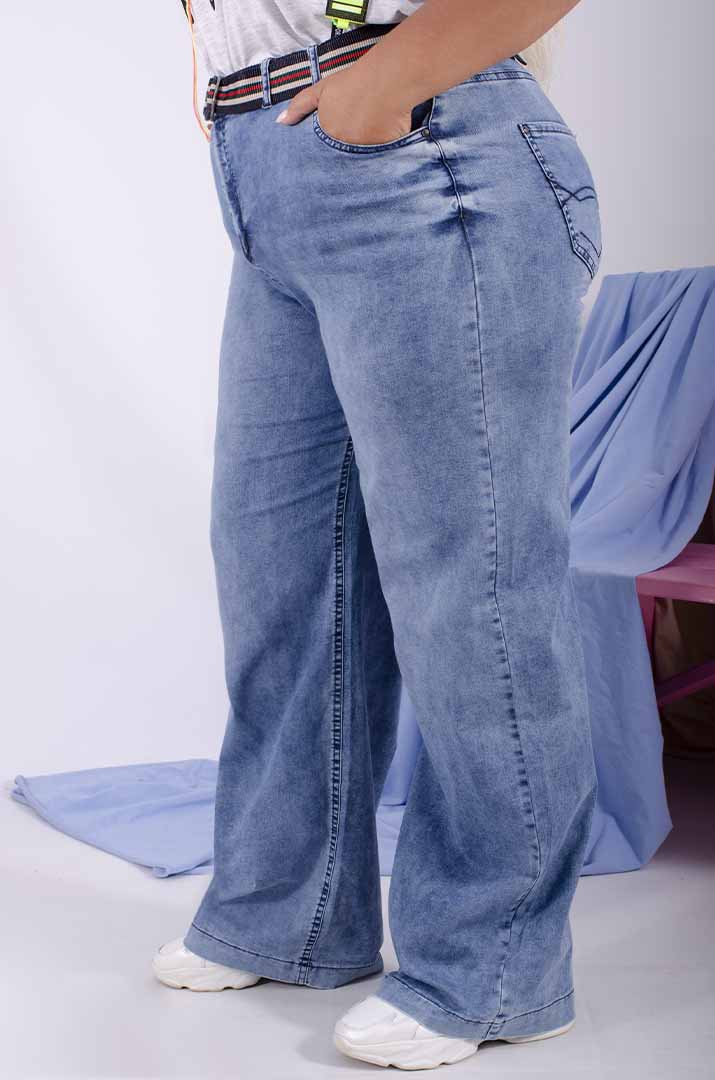 Джинсы широкие с поясом супер батал