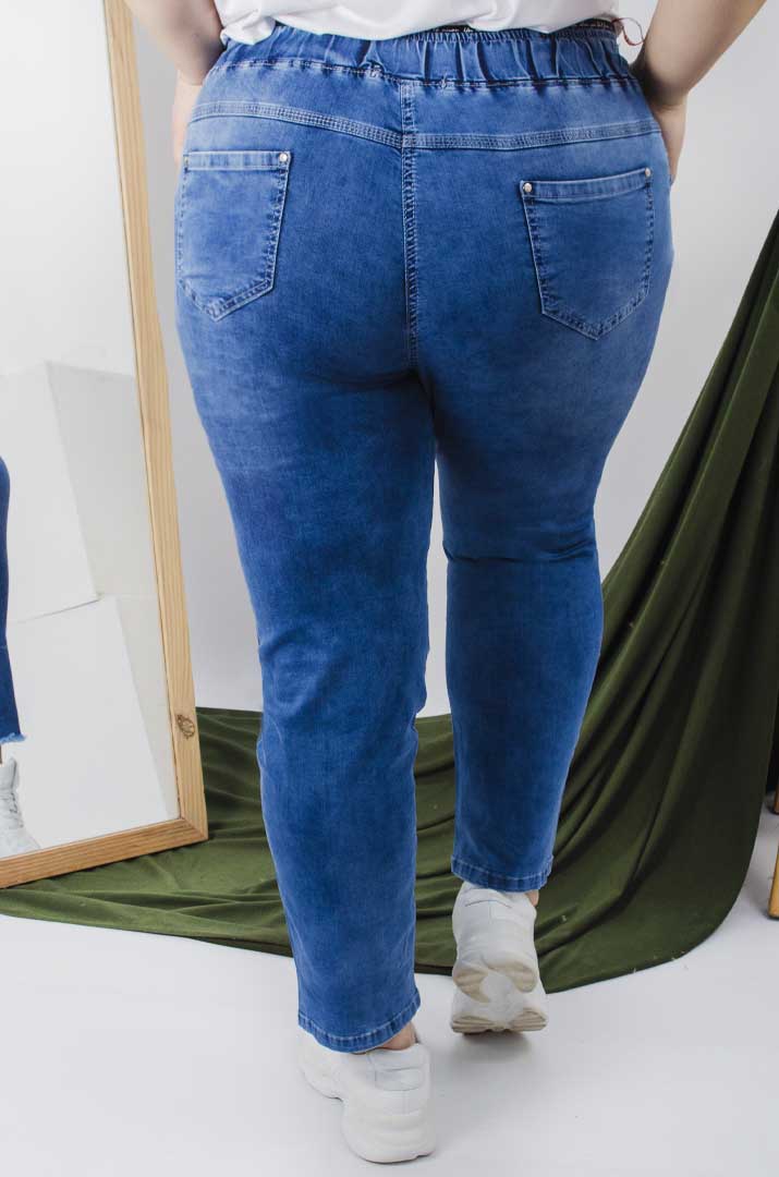 Джинси банани на шнурівці з потертостями батал