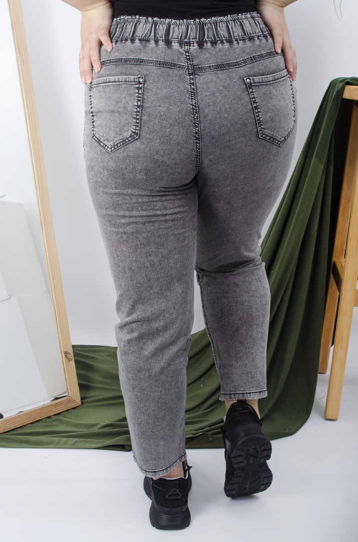 Джинсы бананы на шнуровке батал