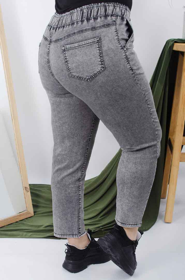 Джинсы бананы на шнуровке батал