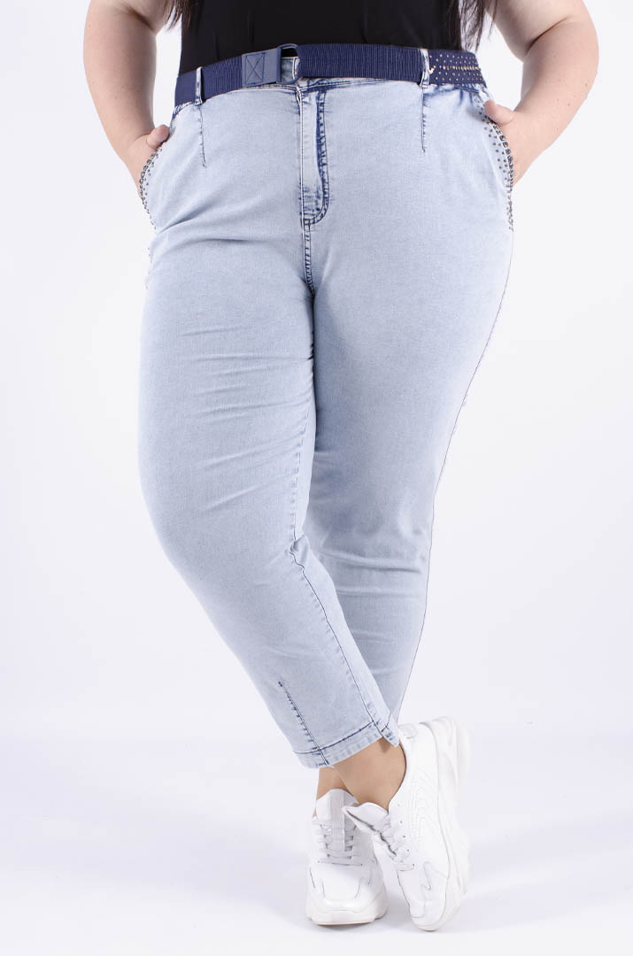 Світлі джинси банани з поясом батал