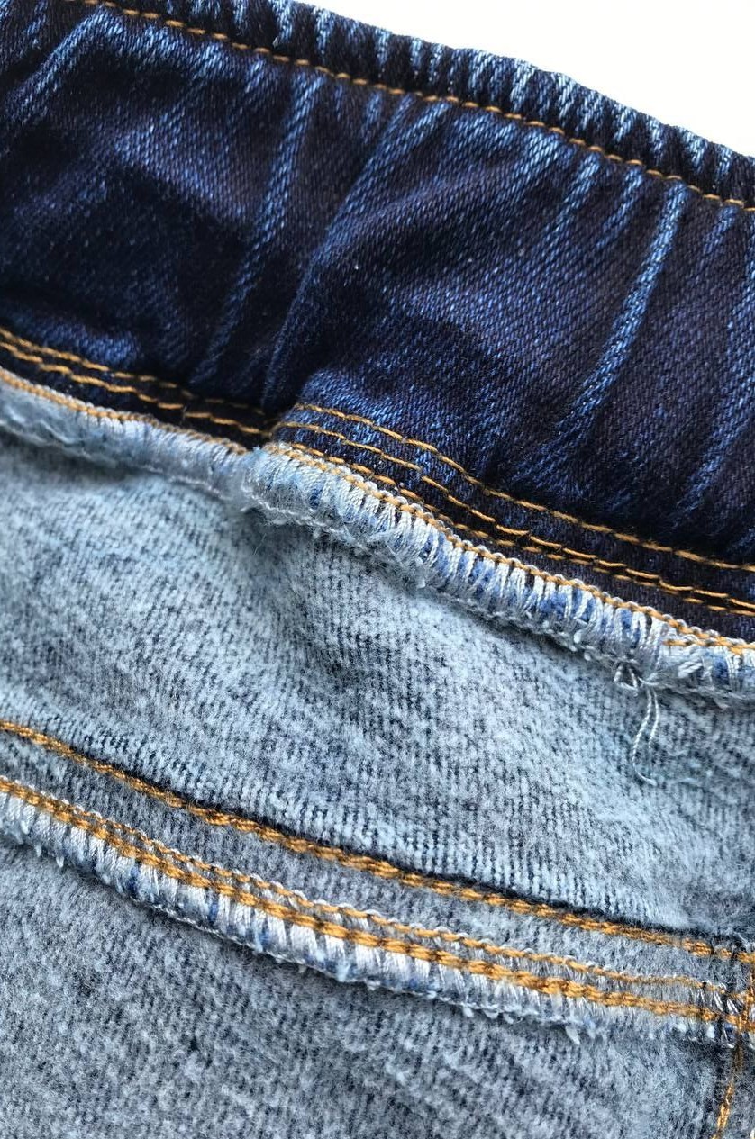 Стильні джинси на резинці батал