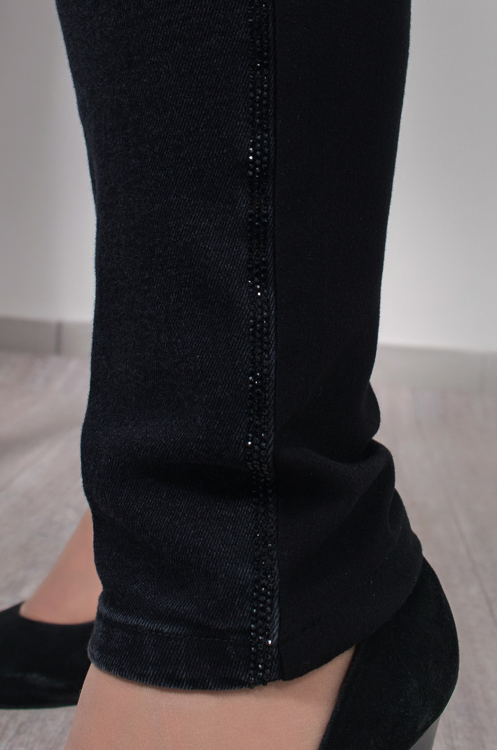 Джинси завужені з поясом супер батал