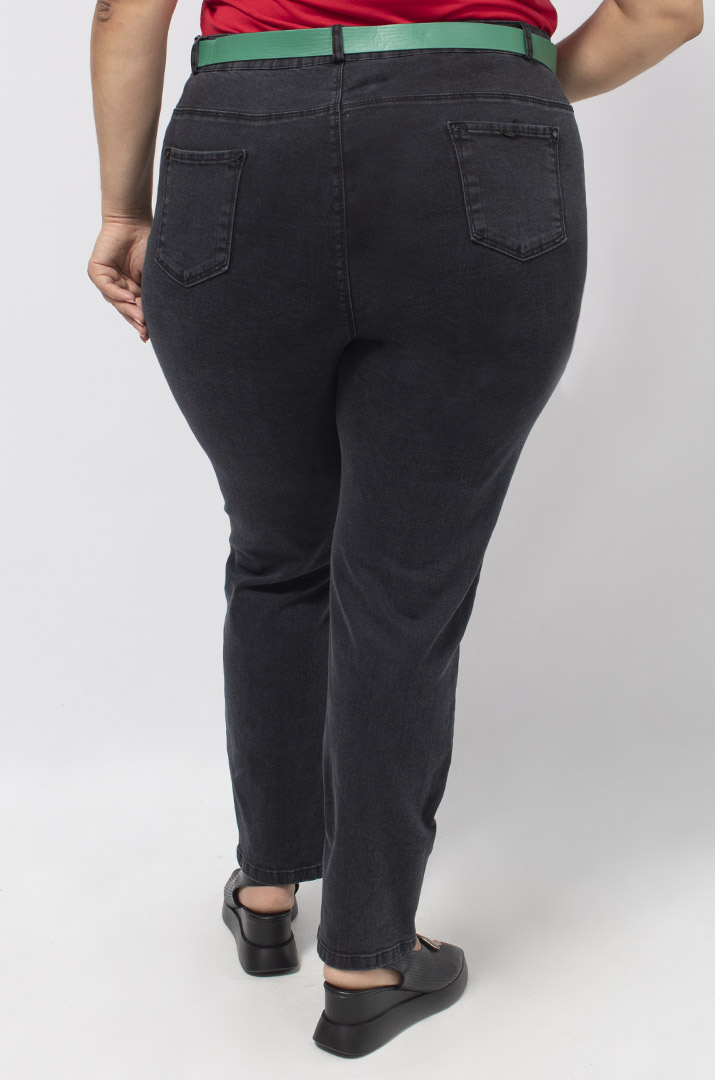 Стильні джинси з кольоровим поясом батал