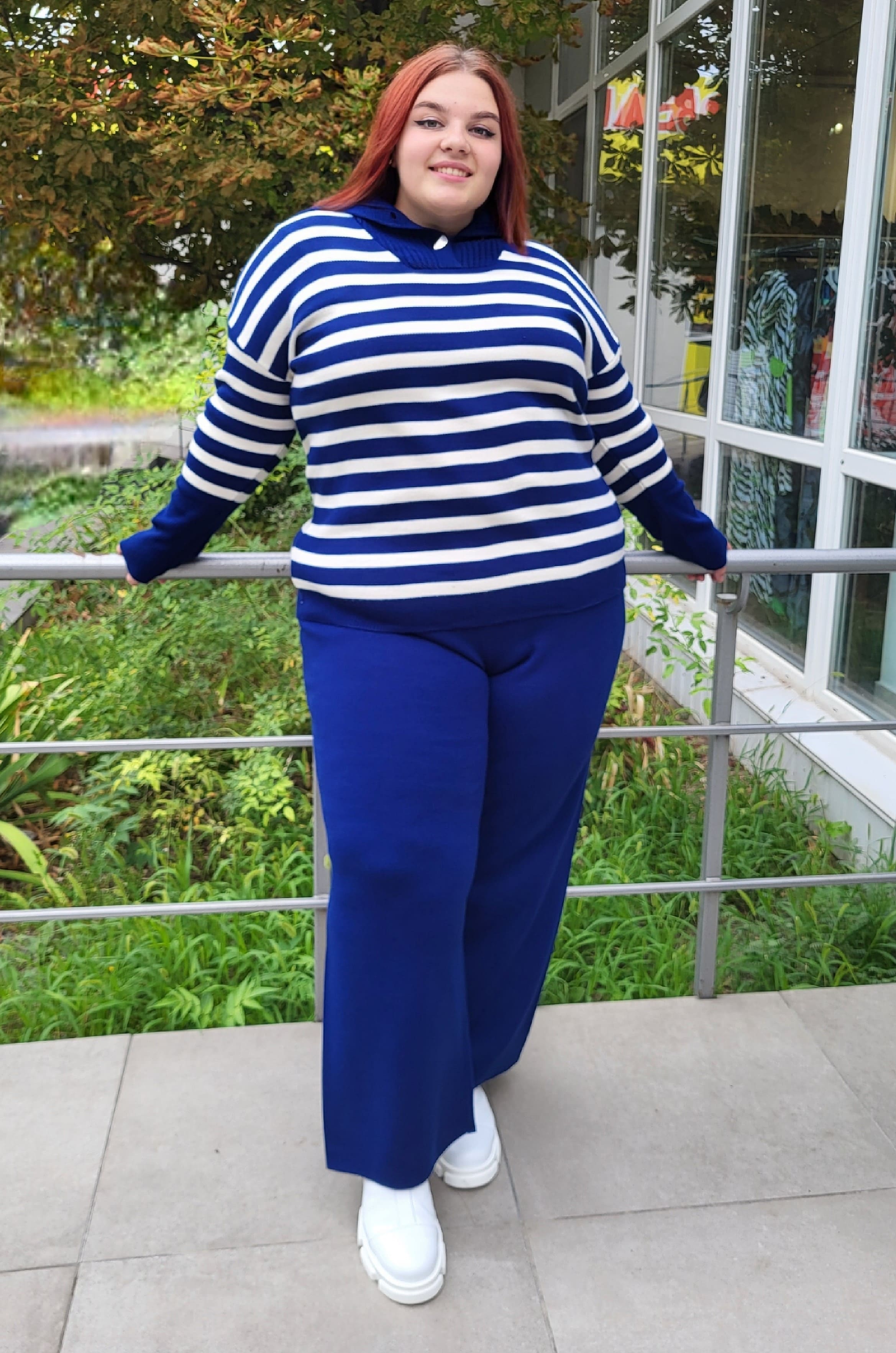 Джемпер в горизонтальную полоску с горловиной на пуговицах супер батал