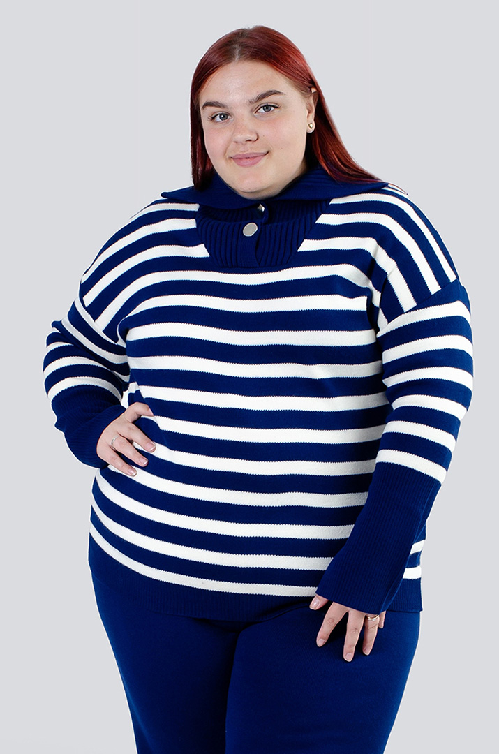 Джемпер в горизонтальную полоску с горловиной на пуговицах супер батал