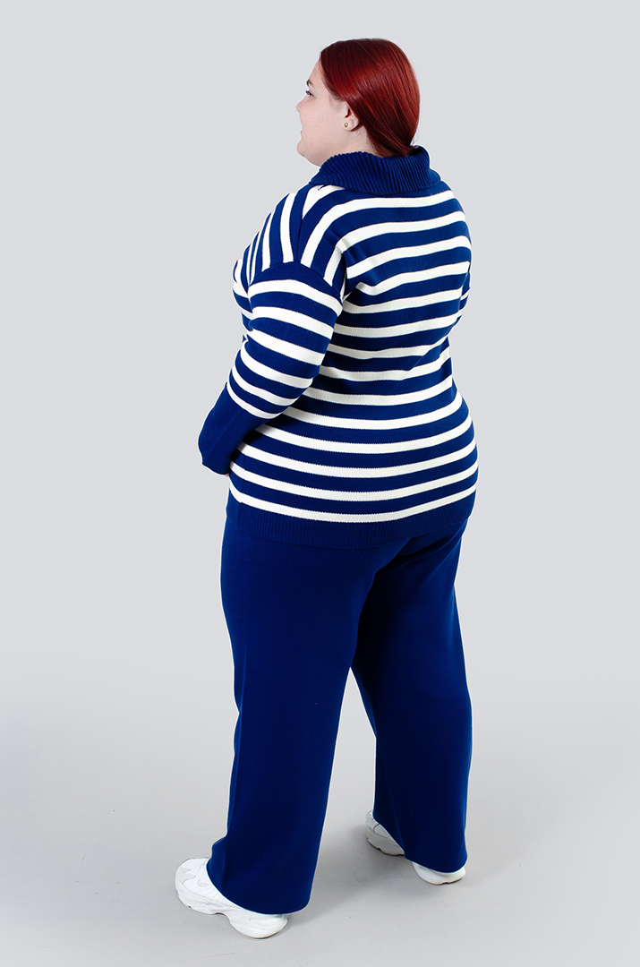 Джемпер в горизонтальную полоску с горловиной на пуговицах супер батал