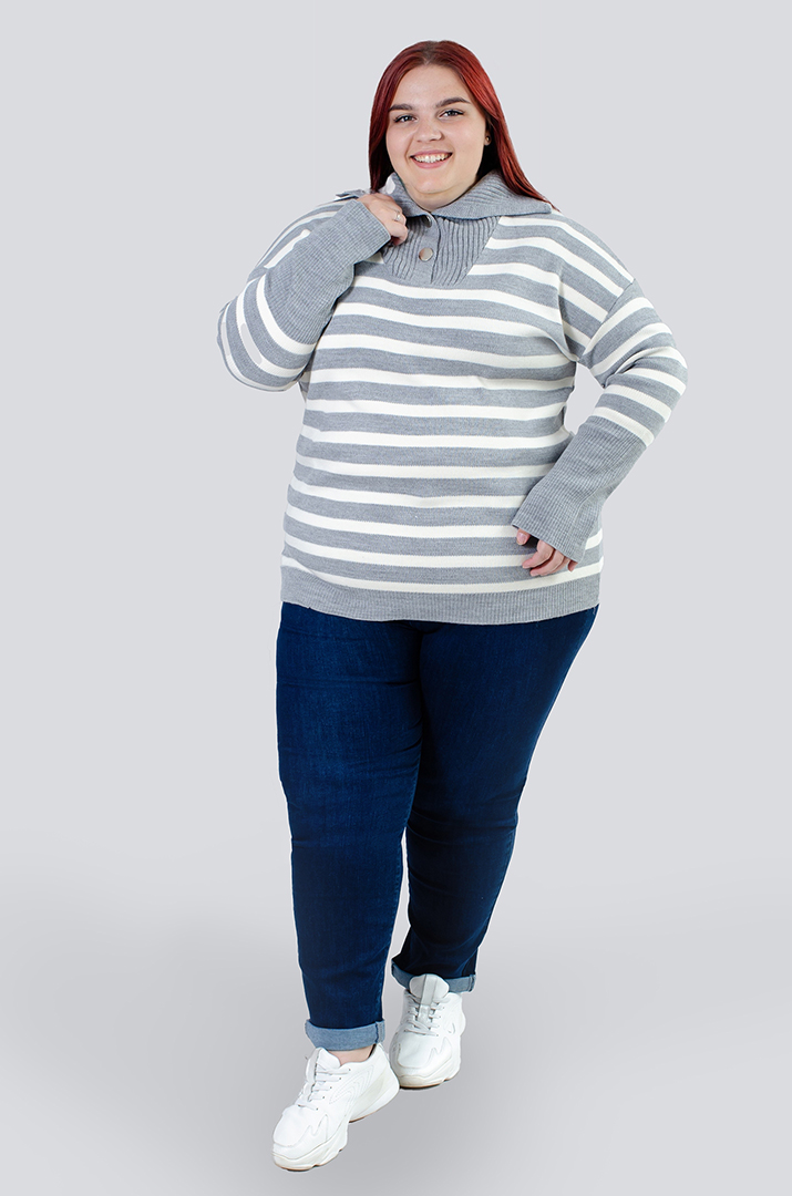 Джемпер в горизонтальную полоску с горловиной на пуговицах супер батал