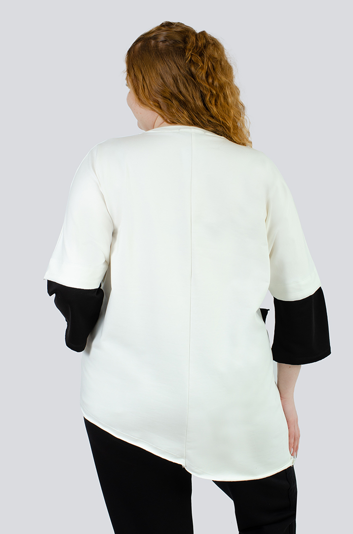 Джемпер спорт с декором больших размеров