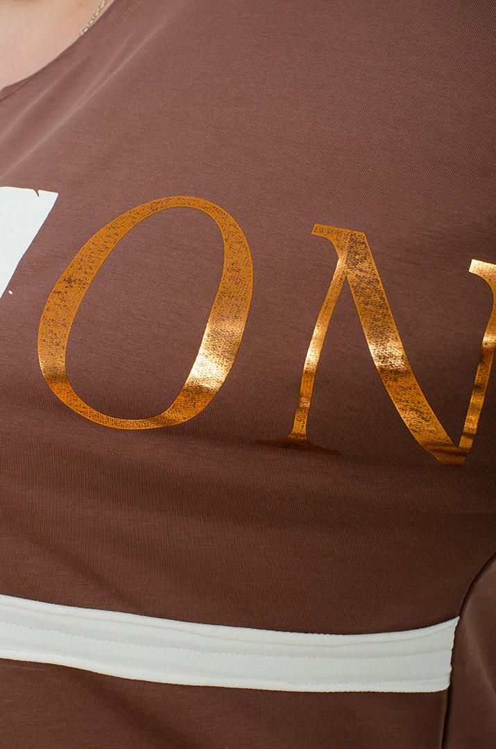 Джемпер спорт с декором больших размеров