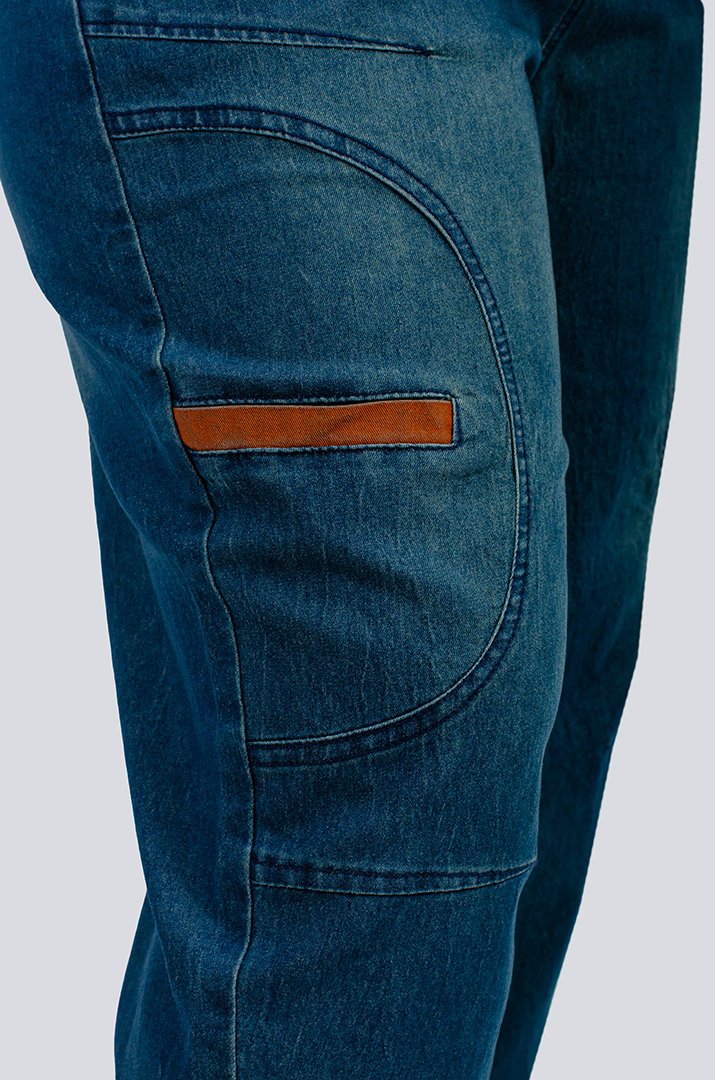 Джинси банани з декоративними кишенями великих розмірів