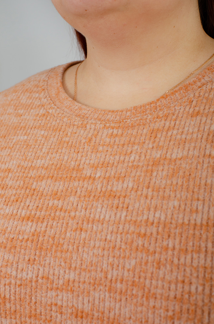 Теплий ангоровий джемпер в рубчик великих розмірів