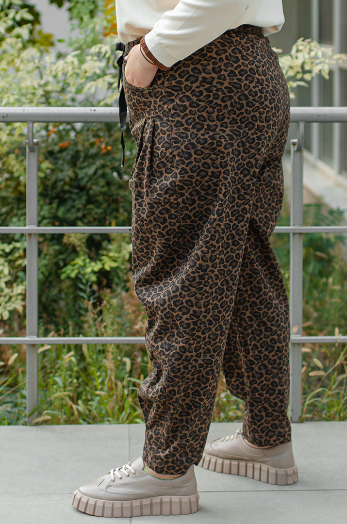Джинси банани в леопардовий принт великих розмірів