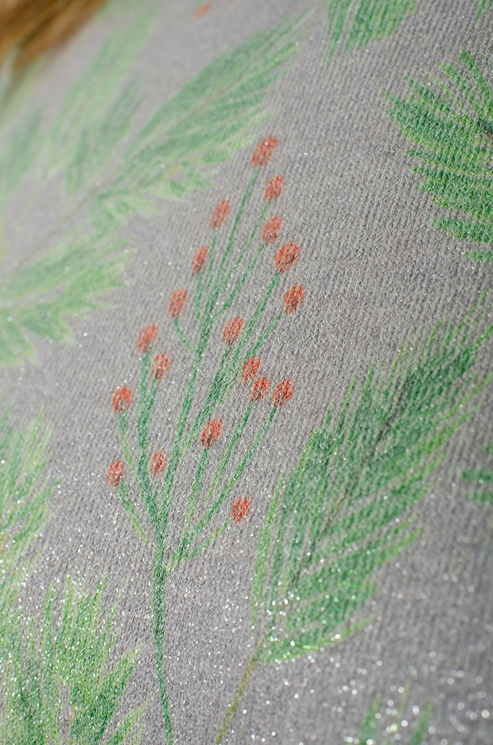 Джемпер с растительным принтом больших размеров