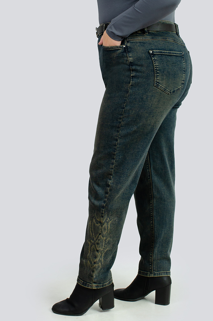 Джинси з принтом та поясом великих розмірів