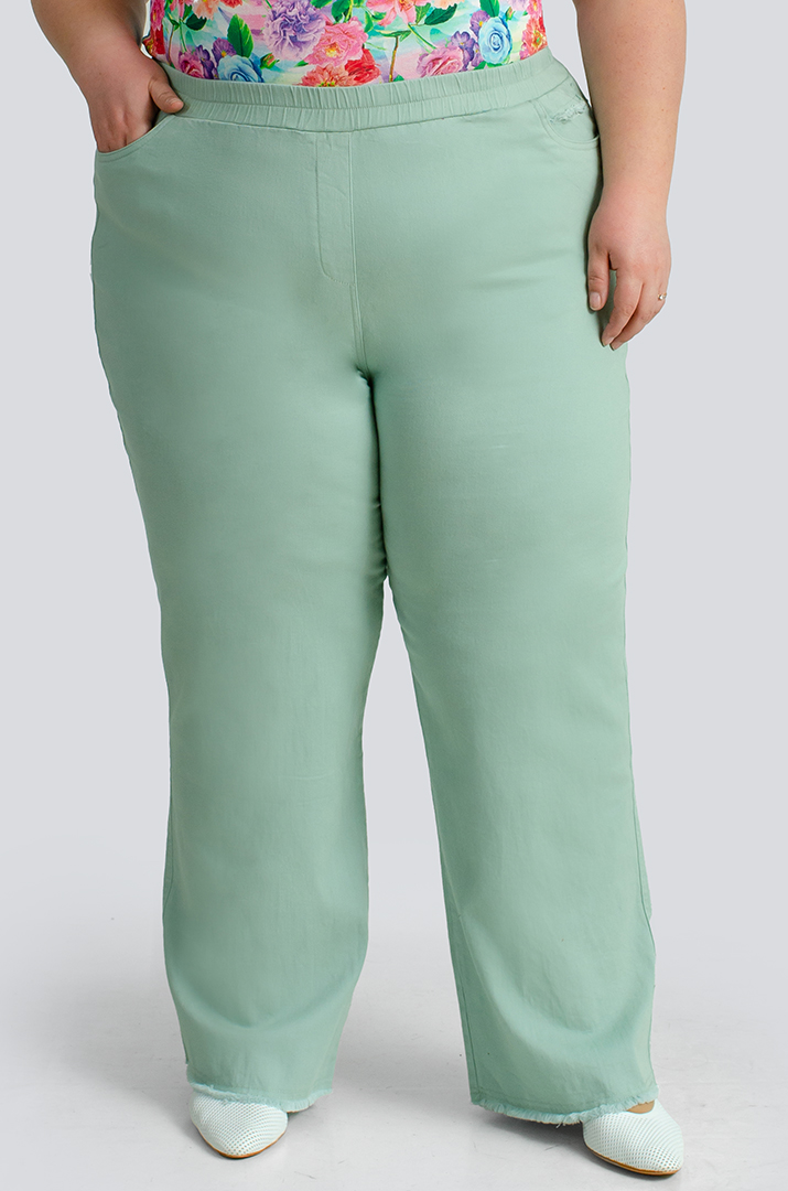 Яркие джинсы с тороками больших размеров