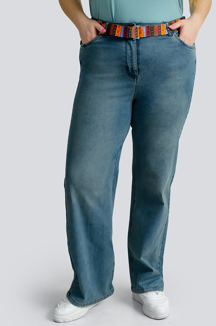 Джинси з яскравим поясом великих розмірів