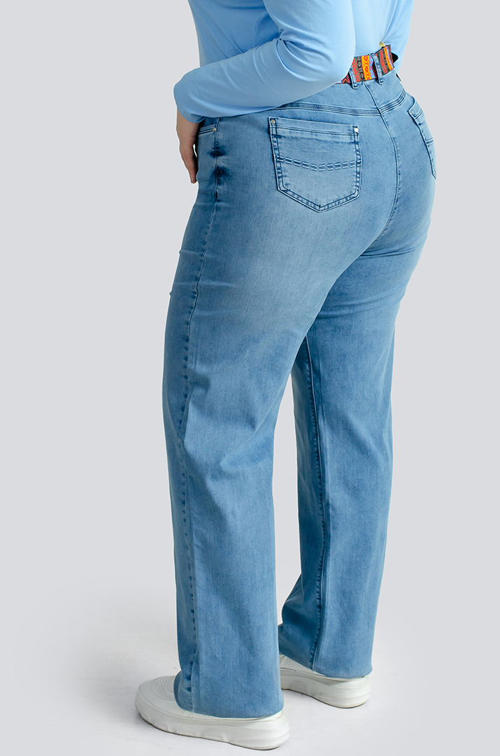 Джинси з яскравим поясом великих розмірів