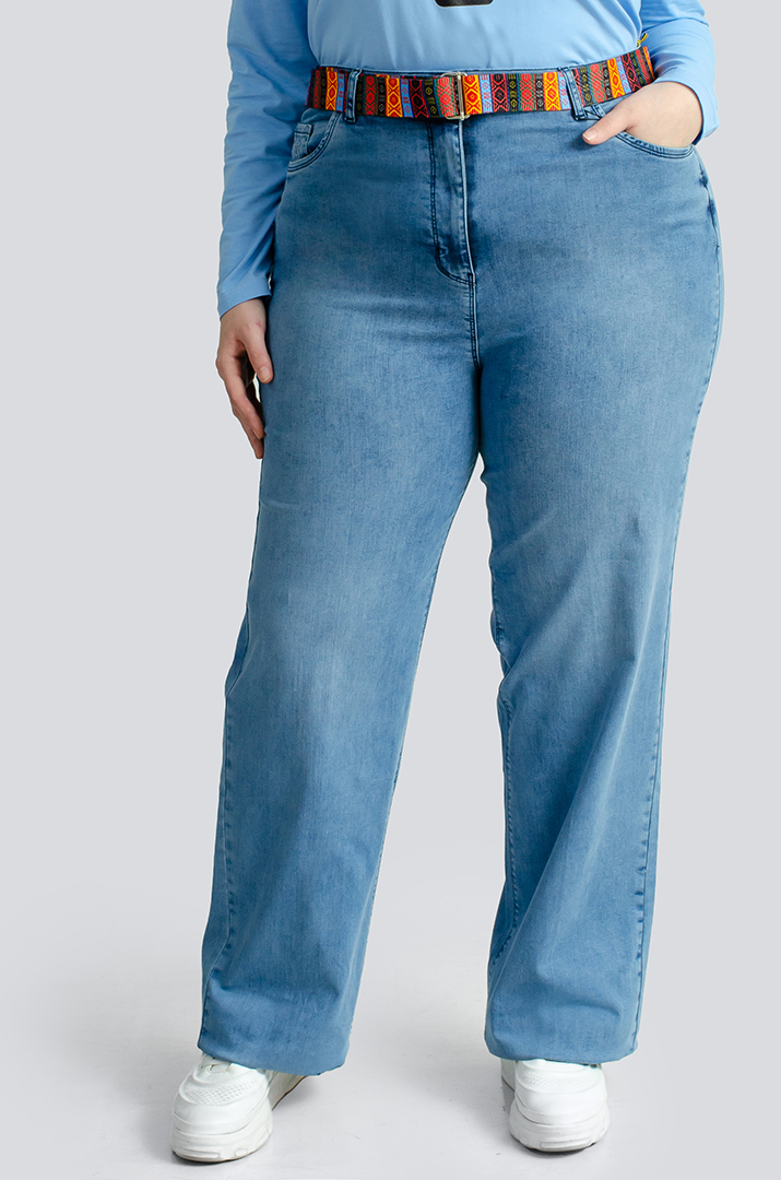 Джинси з яскравим поясом великих розмірів