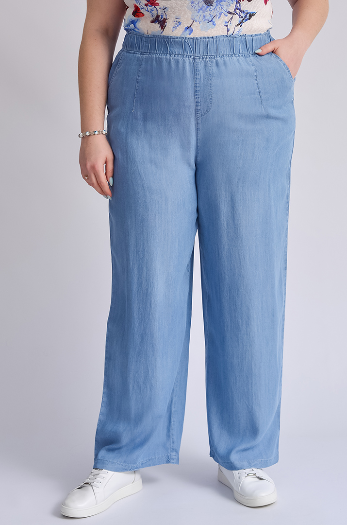 Легкі блакитні джинси з тенселу великих розмірів